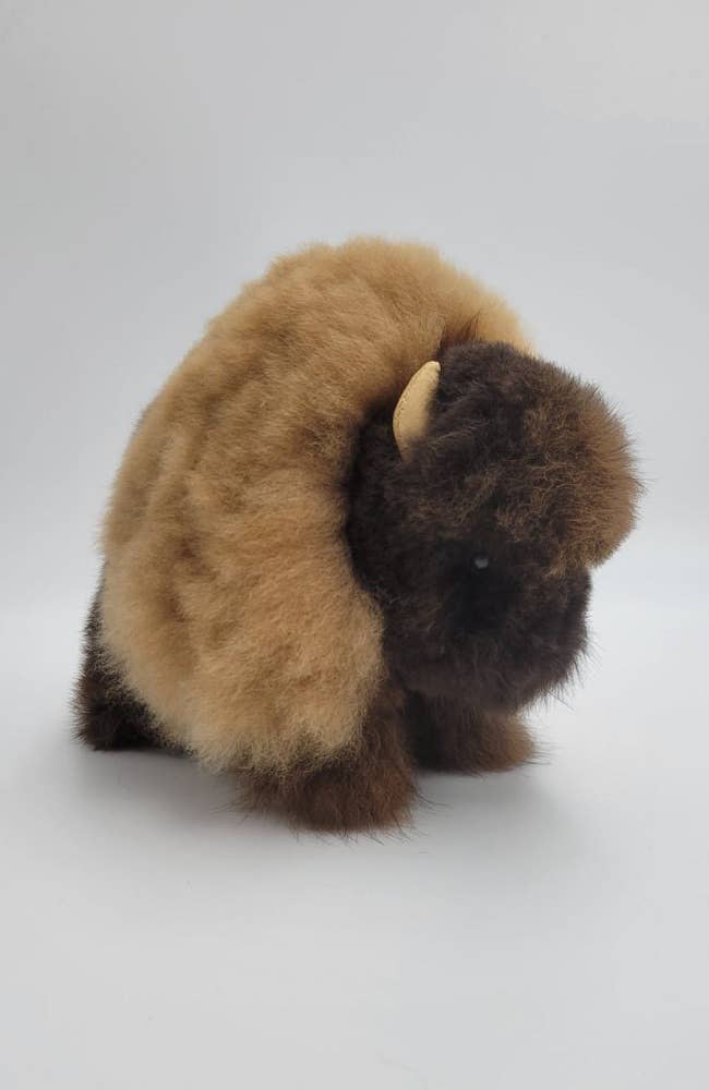 WUAMAN - Alpaca Stuffie | Buffalo |